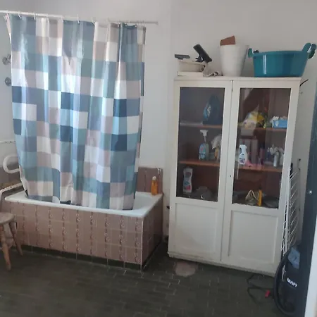 White House Okecie Cyprysowa 11 * Varšava