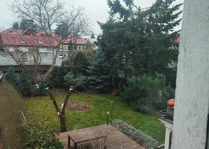 Ubytování v soukromí White House Okecie Cyprysowa 11 Varšava